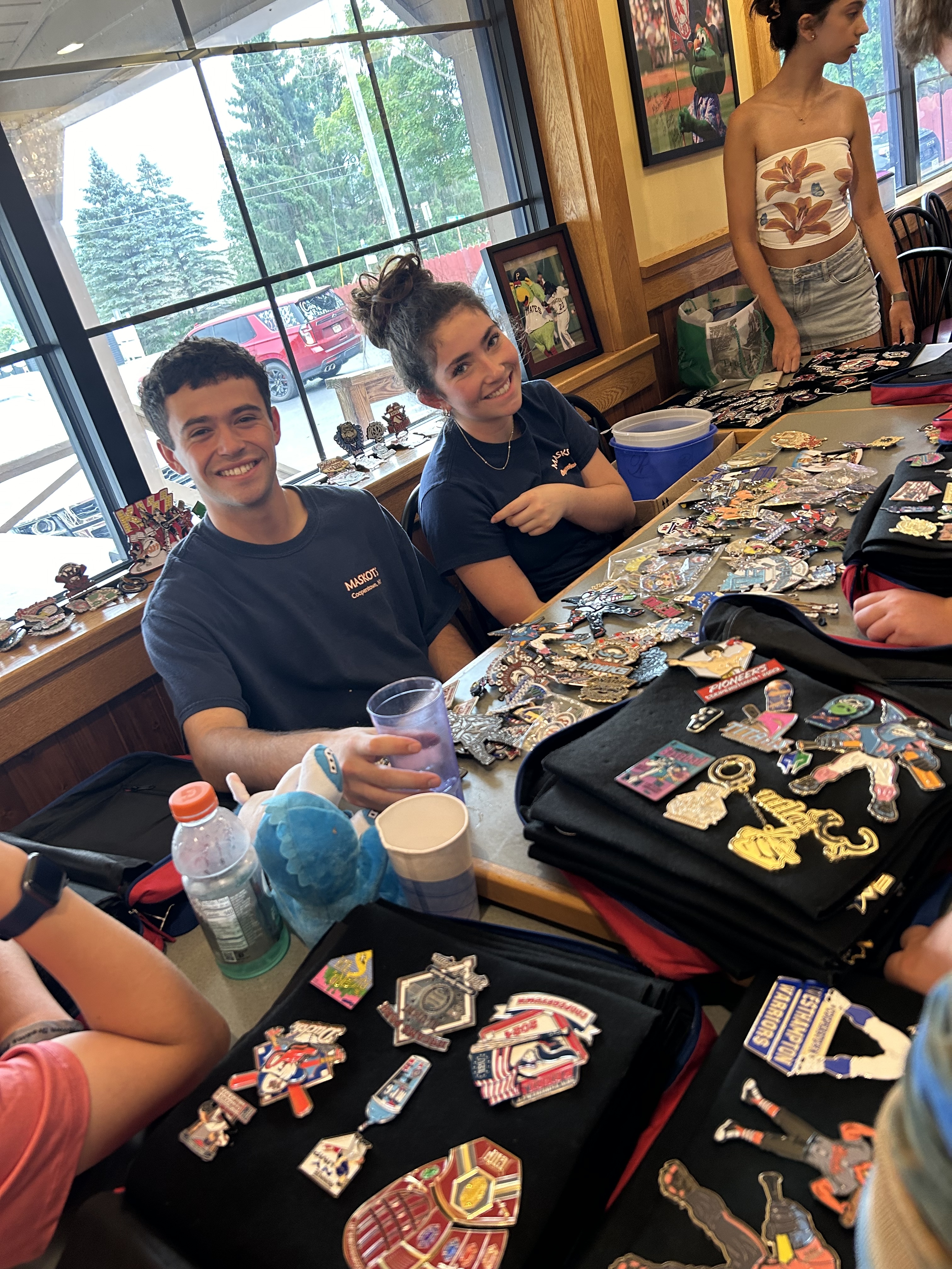 Pin trading